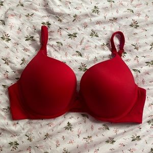 VS Victoria Secret Body By Victoria Light Push Up Perfect Shape Bra